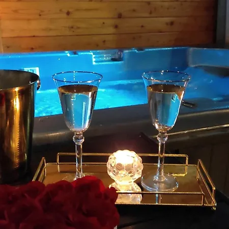 Heaven Z Prywatnym Jacuzzi I Sauna דירה
